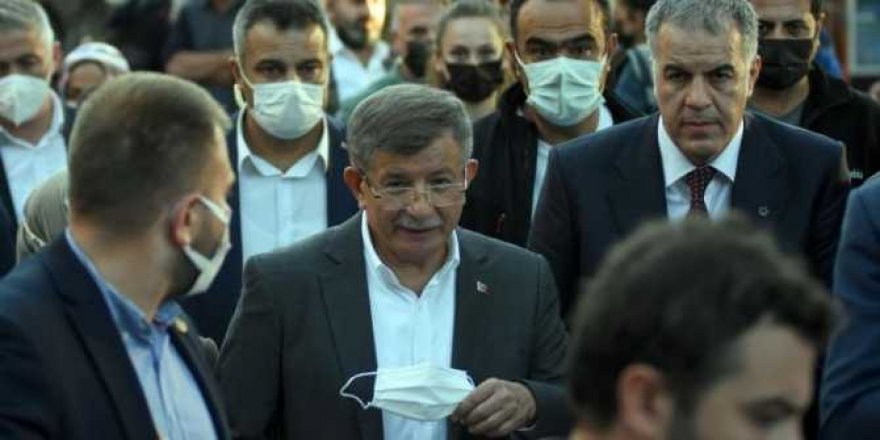 Davutoğlu: “Ankara’da oturup Kürt sorunu bitmiştir demek doğru değil”