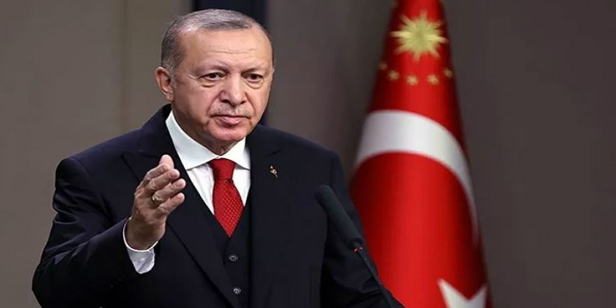 "Türkiye Erdoğan’ın komplo teorileri nedeniyle ağır bir bedel ödüyor "