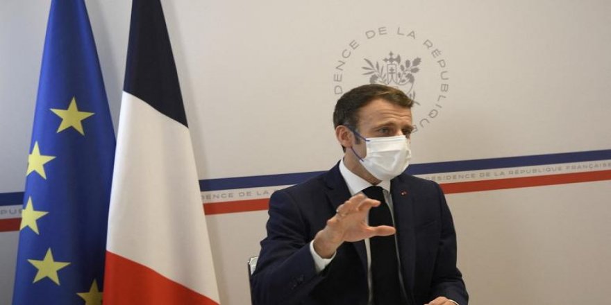 Macron: Aşısızları canından bezdireceğim