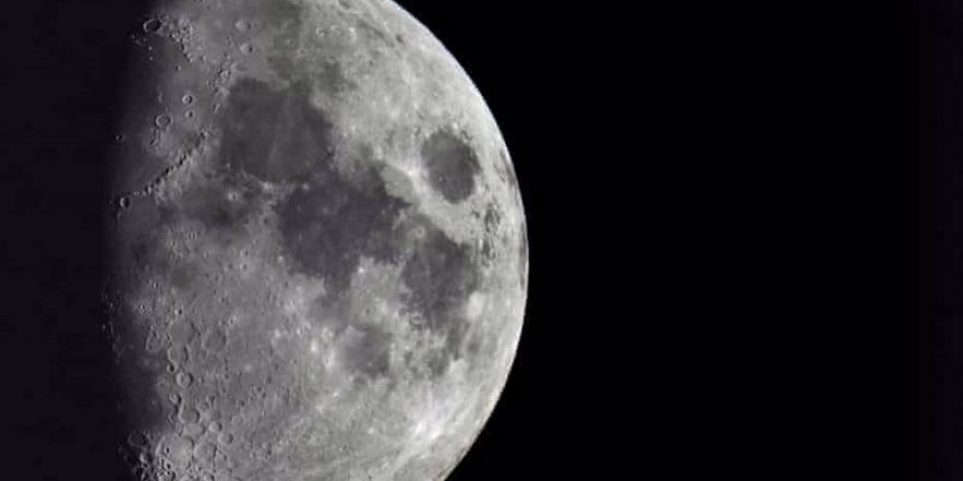 8 yıldır uzayda yuvarlanan roket parçası 4 Mart'ta Ay'a çarpacak