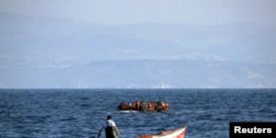Ege'de Göçmenleri Taşıyan Tekne Alabora Oldu