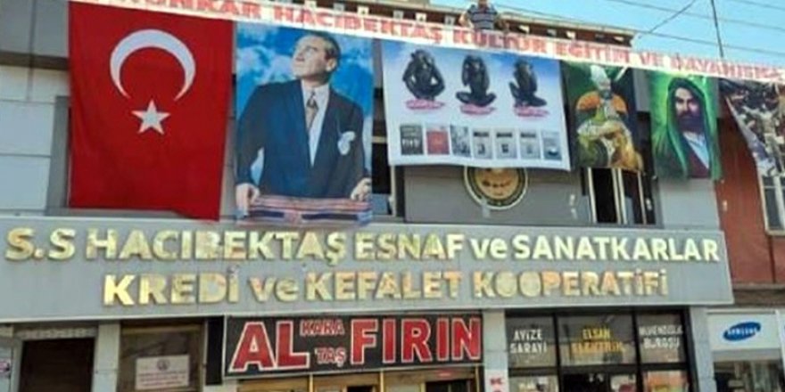 Erdoğan ziyareti öncesi Hünkar Hacıbektaş Derneği'ne 'üç maymun' posteri asıldı, polis 'hakaret var' dedi