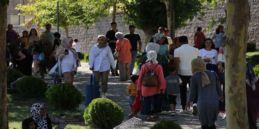 ARAŞTIRMA: Türkiye’de en mutsuz insanlar Kürt kentlerinde