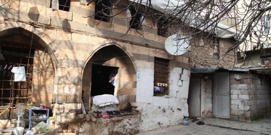 Diyarbakır’ın ayakta kalan son sinagogu yıkılma tehlikesi altında
