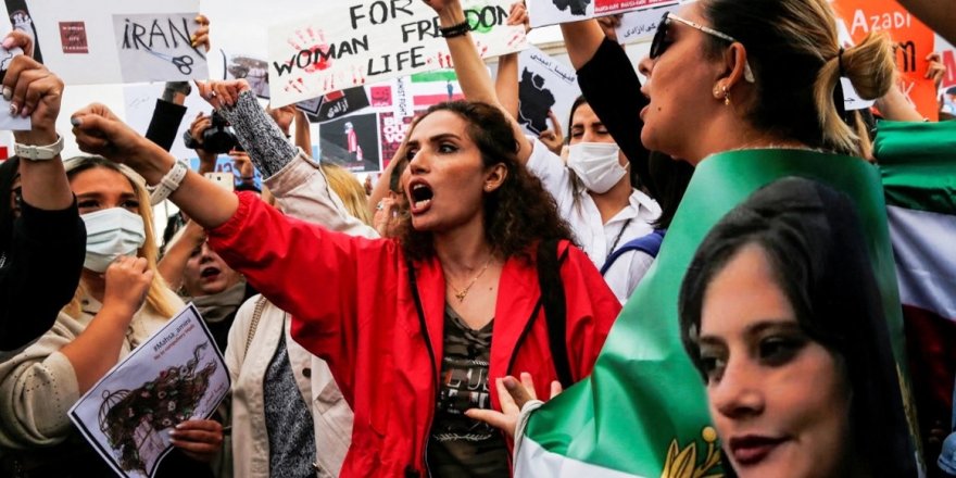 İran yargısından kadınlara başörtüsü tehdidi