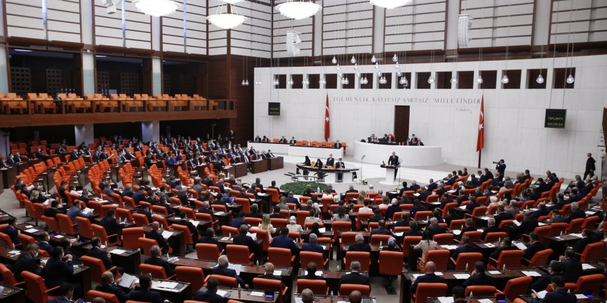 YSK Başkanı Yener kesin sonuçları duyurdu: Meclis'teki sandalye dağılımı belli oldu