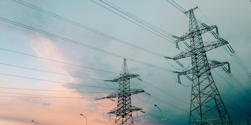 Elektrik dağıtım şirketleri geçen yıl 16,5 milyar lira kâr elde etti