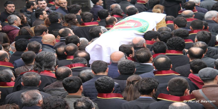 Vedat Aydın’dan Tahir Elçi’ye 15 Yönetici ve Üyesi Öldürülen İHD'nin 33 Yılı