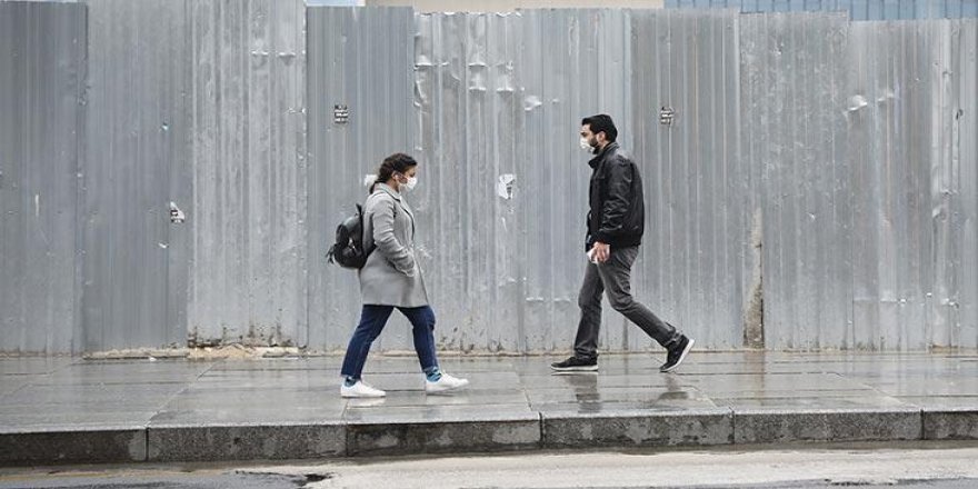 Türkiye’de coronavirüs nedeniyle can kaybı 1518’e yükseldi