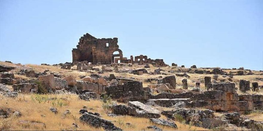 Arkeolog Coşkun: Asur mührü bölge tarihini 1200 yıl geriye götürdü