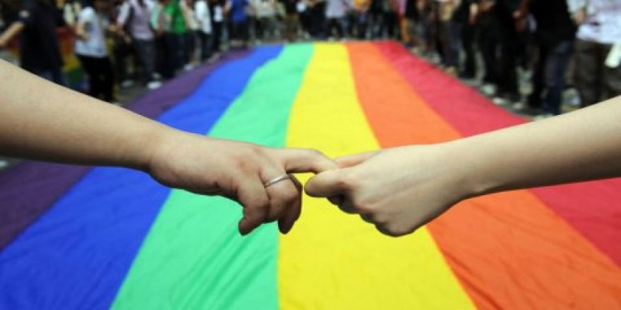 Almanya'da eşcinselliğe 'hastalık' diyen Türk doktor görevden alındı