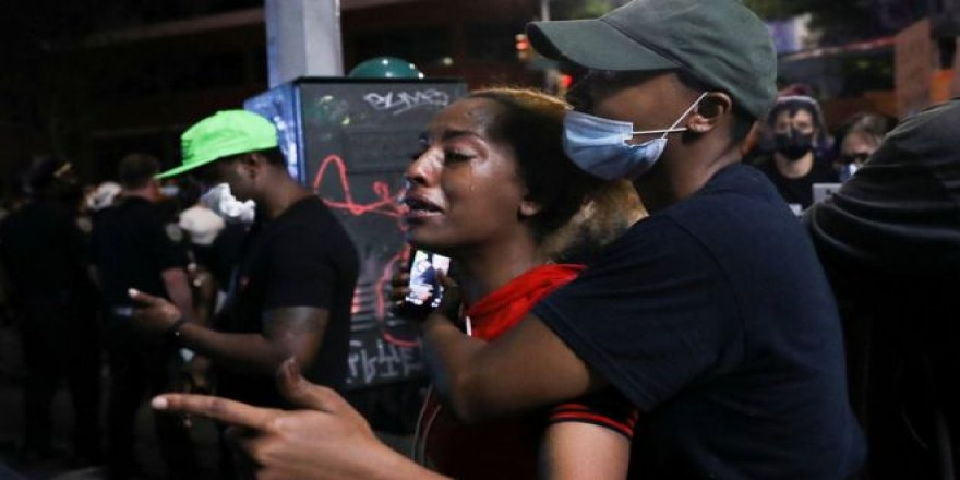 New York'ta 'Adalet yoksa huzur da yok', 'Tenimin rengi yüzünden beni öldürme' sloganlarıyla adalet arayışı