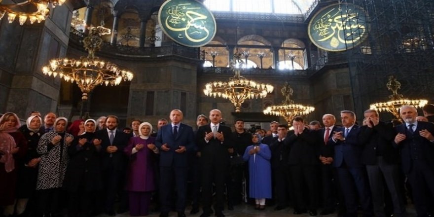'Erdoğan, Ayasofya'nın statüsünün değiştirilmesi için talimat verdi' iddiası