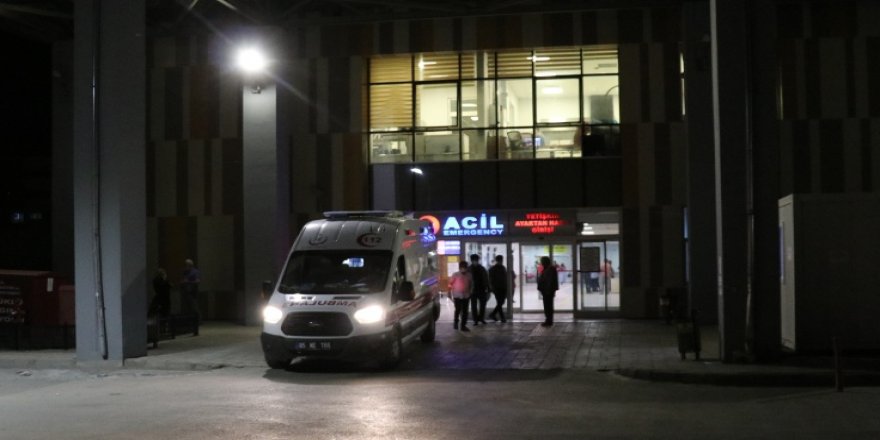 Van'da işçi servisine EYP'li saldırı