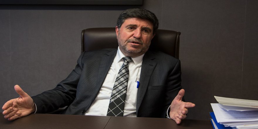 Altan Tan: HDP Ve Kandil Kulağının Üzerine Yatıyor