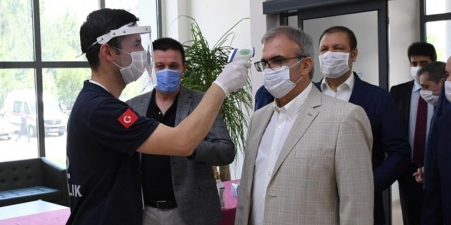 Karaloğlu: Yatarak tedavi gören koronavirüs hasta sayımız 205