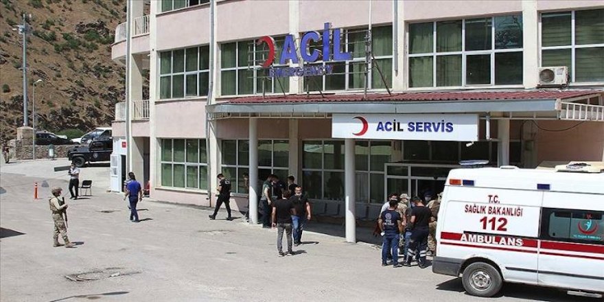 Yüksekova’da zırhlı araç devrildi: 2 ölü