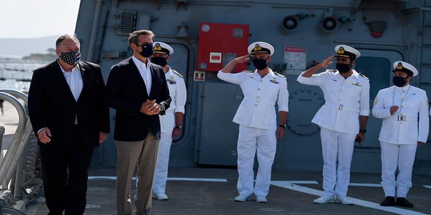 ABD Dışişleri Bakanı Pompeo, Girit'teki ABD askeri üssünü ziyaret etti   