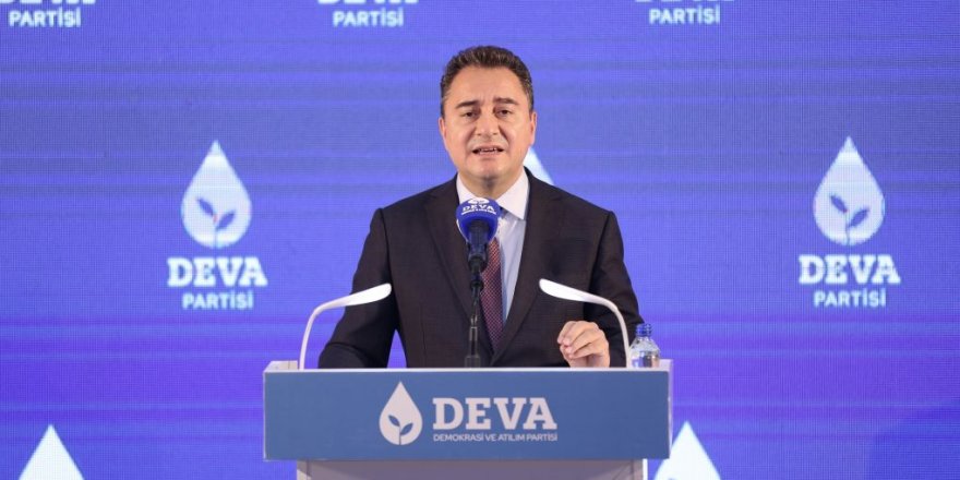 "Cumhurbaşkanı suç örgütü liderinin tehditlerine ses çıkaramıyor"