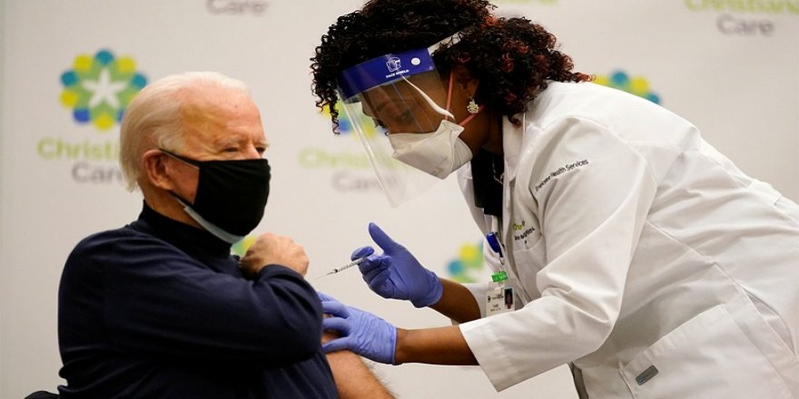 Joe Biden, kameraların önünde koronavirüs aşısı oldu  
