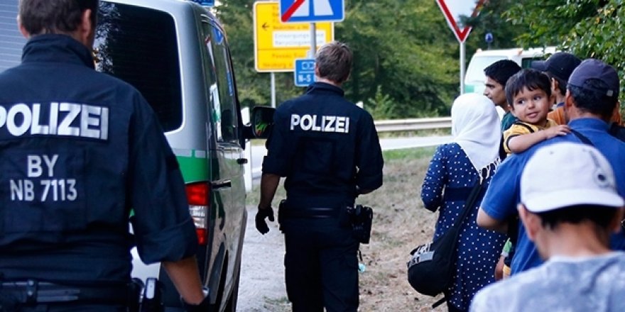 Almanya, yeni yılla beraber Suriyelileri sınır dışı edecek  