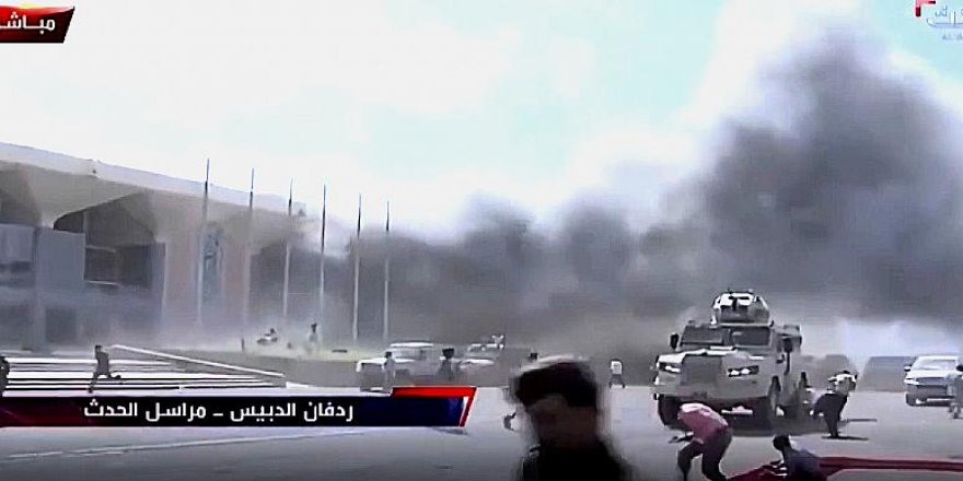 Yemen'de yeni kabine üyelerinin indiği havalimanında eş zamanlı 3 patlama: Ölü ve yaralılar var  