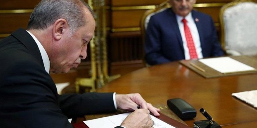 Financial Times Türkiye-AB ilişkilerini yazdı: Merkel'den sonra ne olacak?