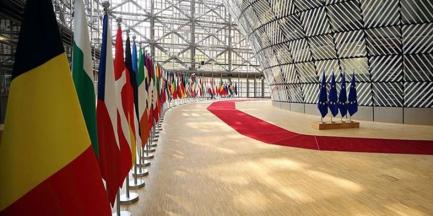 AB, yeni seyahat kısıtlamalarına hazırlanıyor