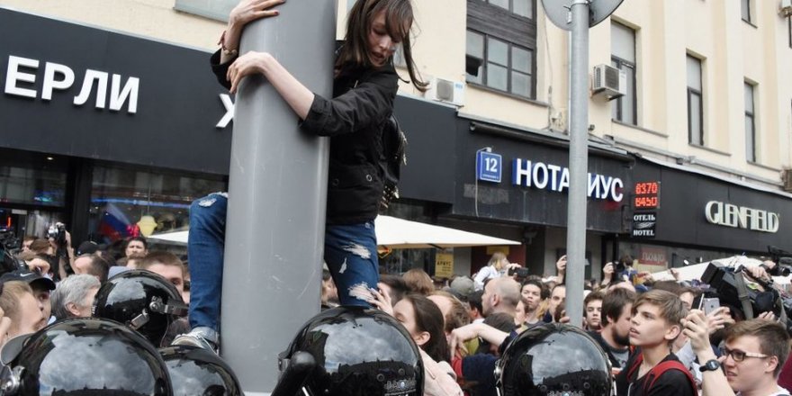 Rusya'da Navalny protestosu: Ülke çapında gösteriler başladı; çok sayıda gözaltı var
