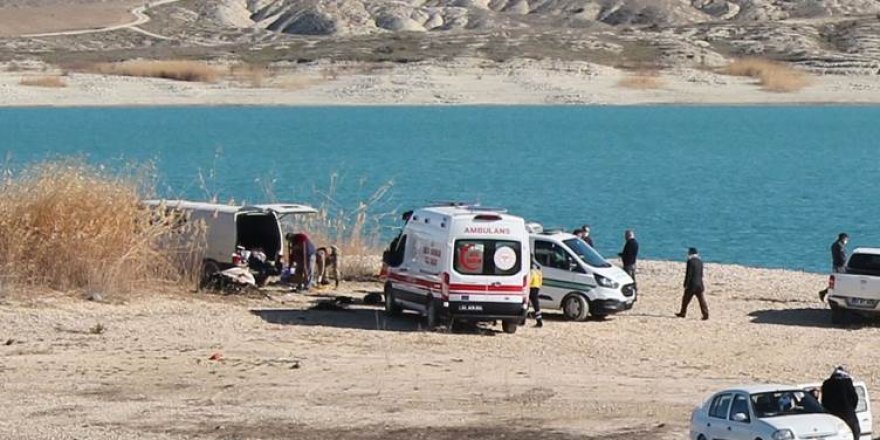 Urfa’da baraj kenarındaki panelvanda 3 kişi ölü bulundu