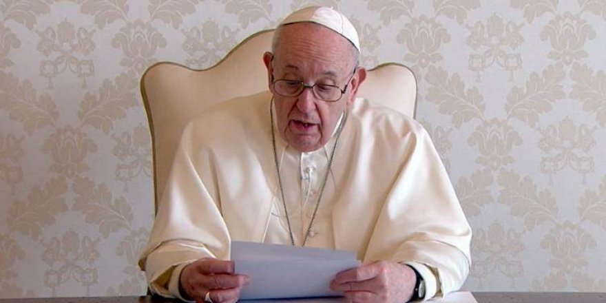 Papa Franciscus: Kiliselerden kucak dolusu sevgilier getirmek istiyorum   