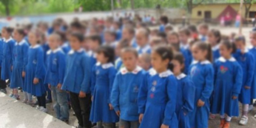 Danıştay’dan ‘Öğrenci Andı’ kararı: Okutulmayacak