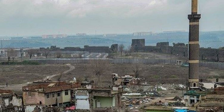 Diyarbakır'daki 3 kurumdan Sur'daki ticari alanlara ilişkin açıklama