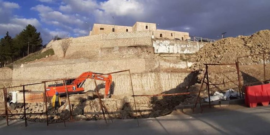 Mardin’deki Mor Efrem Manastırı’nda otopark yapımı için kazı başlatıldı