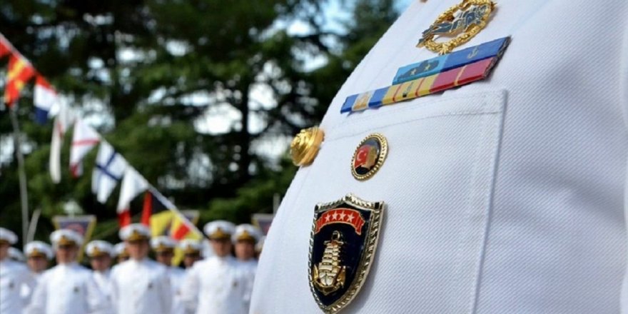 Gözaltındaki emekli amiraller adli kontrol şartıyla serbest bırakıldı