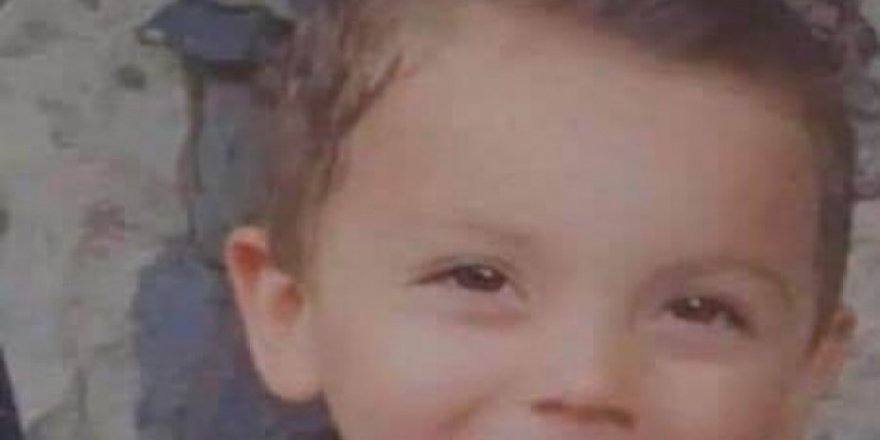 Babası tarafından suya atılan çocuk yaşam mücadelesini kaybetti