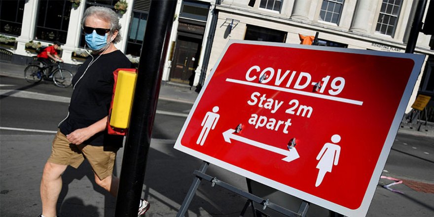 İngiltere’de can kaybı 1’e düştü: Sosyal mesafe kaldırılabilir