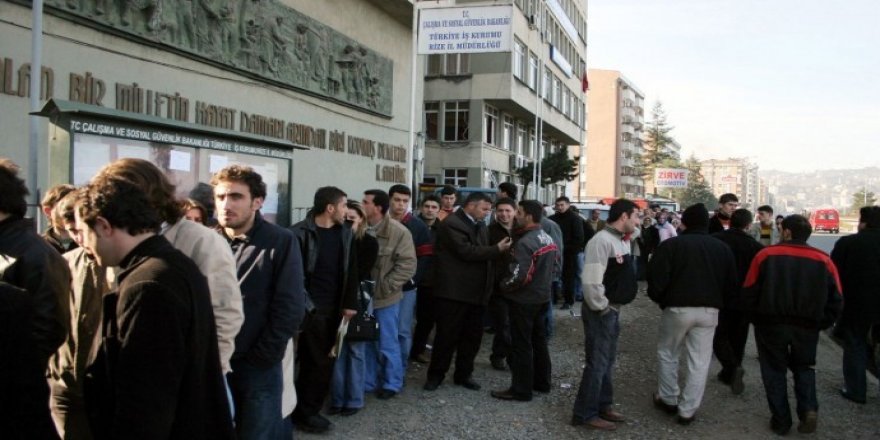 TÜİK'e göre işsiz sayısı artarken işsizlik oranı düştü