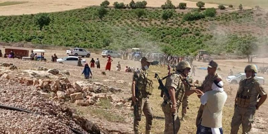 Mardin-Trafolar söküldü, çiftçi darp edildi