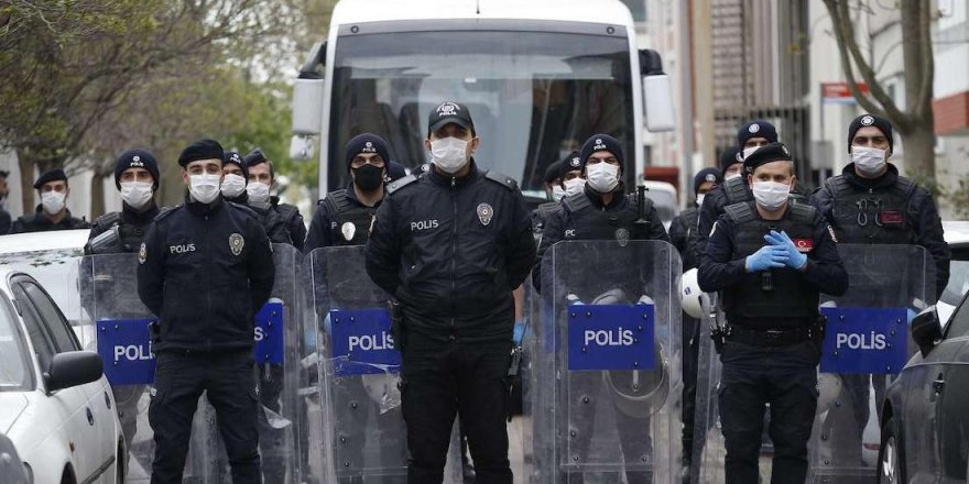 Danıştay’dan gösteri yürüyüşlerinde polis müdahalesi için iptal kararı
