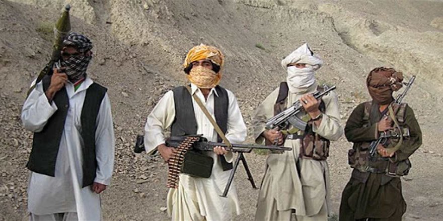 Pakistan'dan uyarı: "Taliban ele geçirirse sınırı kapatacağız"