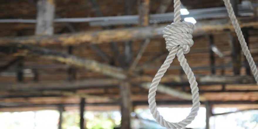 İran rejimi 3 Kürt mahkumu idam etti