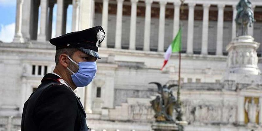 İtalya'dan tüm çalışanlar için aşı kartı zorunluluğu