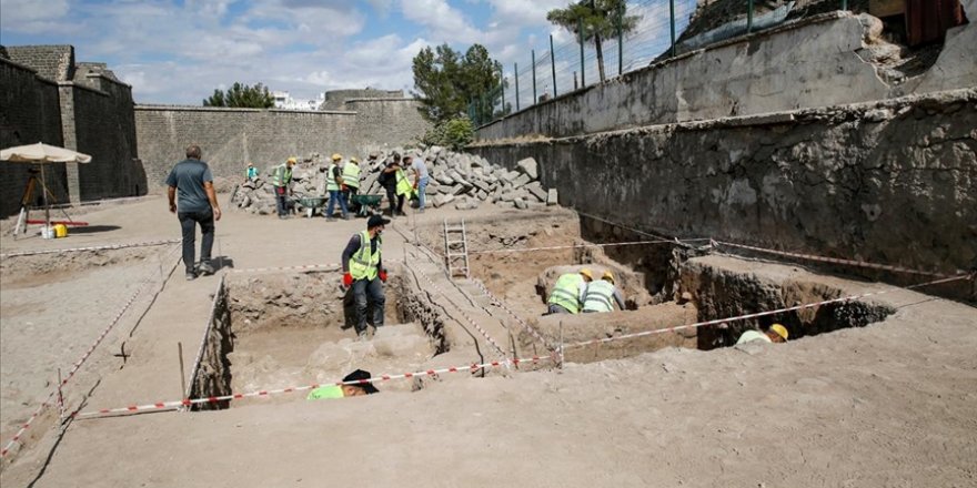 Amida Höyük’te yanık izi bulundu