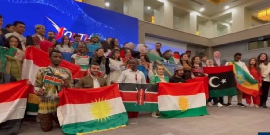 Kürdistan Bölgesi'nden gençler İstanbul'da Dünya Barış Zirvesi’ne katıldı