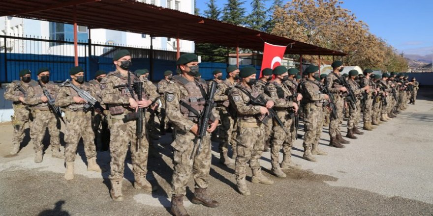 Suriye’de görevlendirilen polis harekat timleri için Dersim’de ‘uğurlama töreni’ düzenlendi