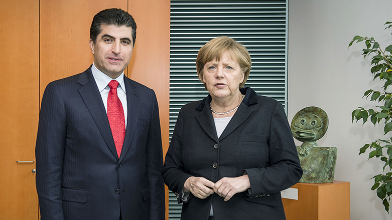 Merkel: Kürdistan'ın Anayasal haklarını destekliyoruz