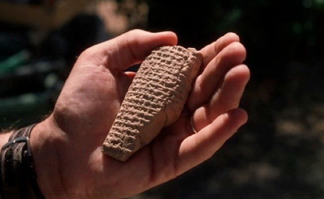 Diyarbakır'da Asurluların yıkılışını anlatan tablet bulundu!