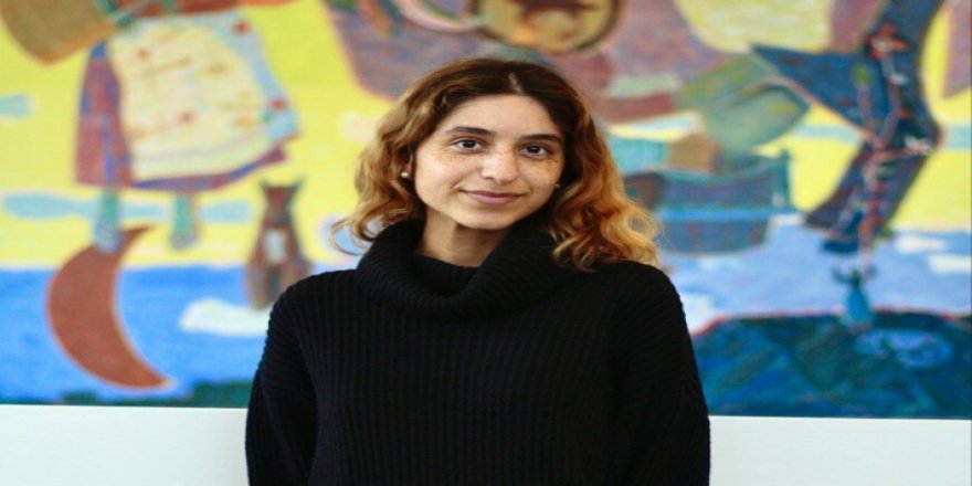 Kürt siyasetçi İzlanda Parlamentosu'nun en genç üyesi olarak yemin etti