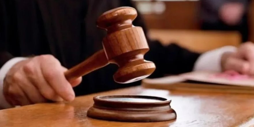 Fransa'da 6 polise, ırkçı hakaret ve şiddetten hapis cezası